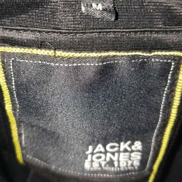 Jack & Jones zipper jacket in like new condition / size m - Picture 2 of 6